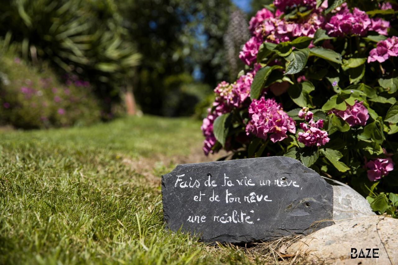 Centre De Bien-Etre Et Ses Chambres D'Hote Villeneuve-de-Rivière Eksteriør billede